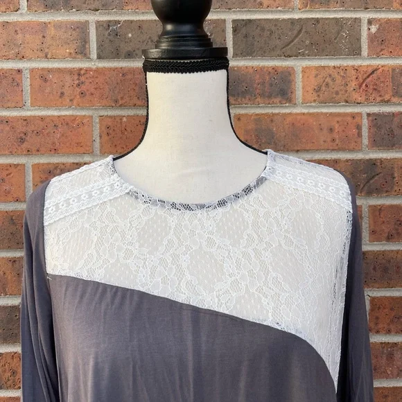 Gray Lace Detailed Top - Picture 2 of 3